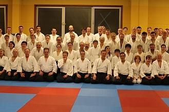 50 Jahre Aikido Gruppenbild aller Aikidokas in der TSV Reinbek