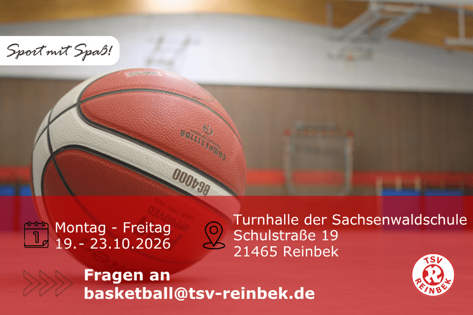 Basketball liegt in einer Turnhalle. Bild enth&auml;lt Orts- und Datumsangabe