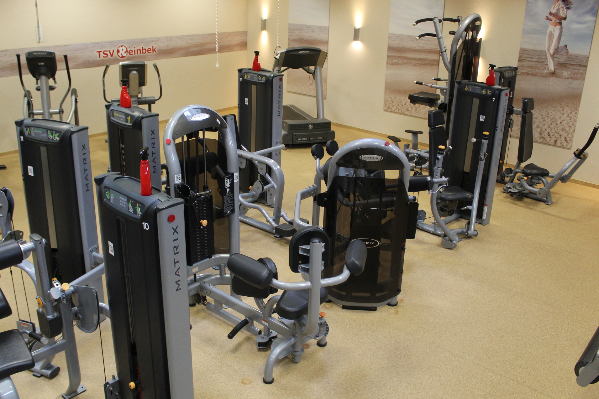 Ein Luftbild des Geräteparks unseres GeFit Studios