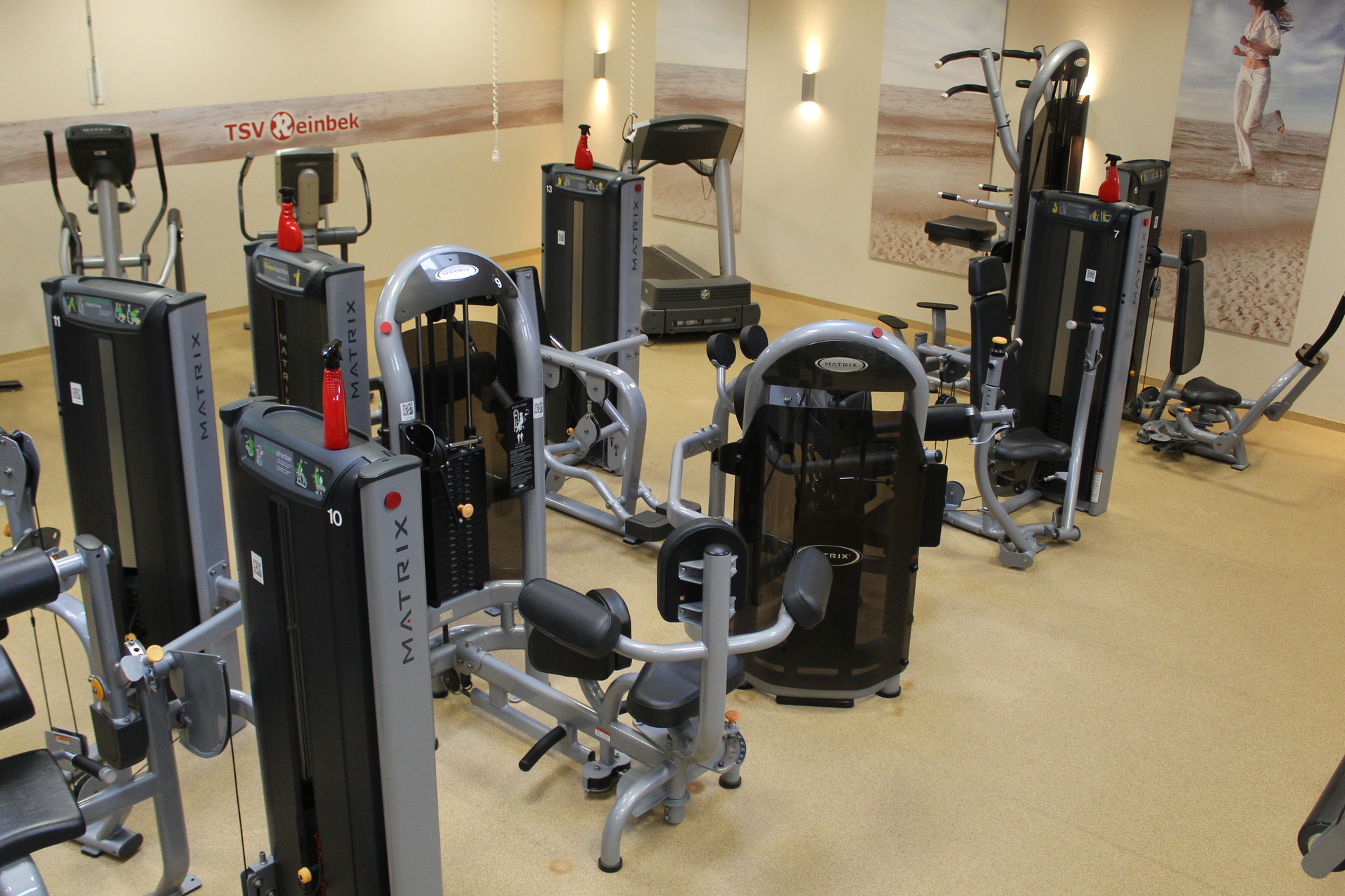 Ein Luftbild des Geräteparks unseres GeFit Studios