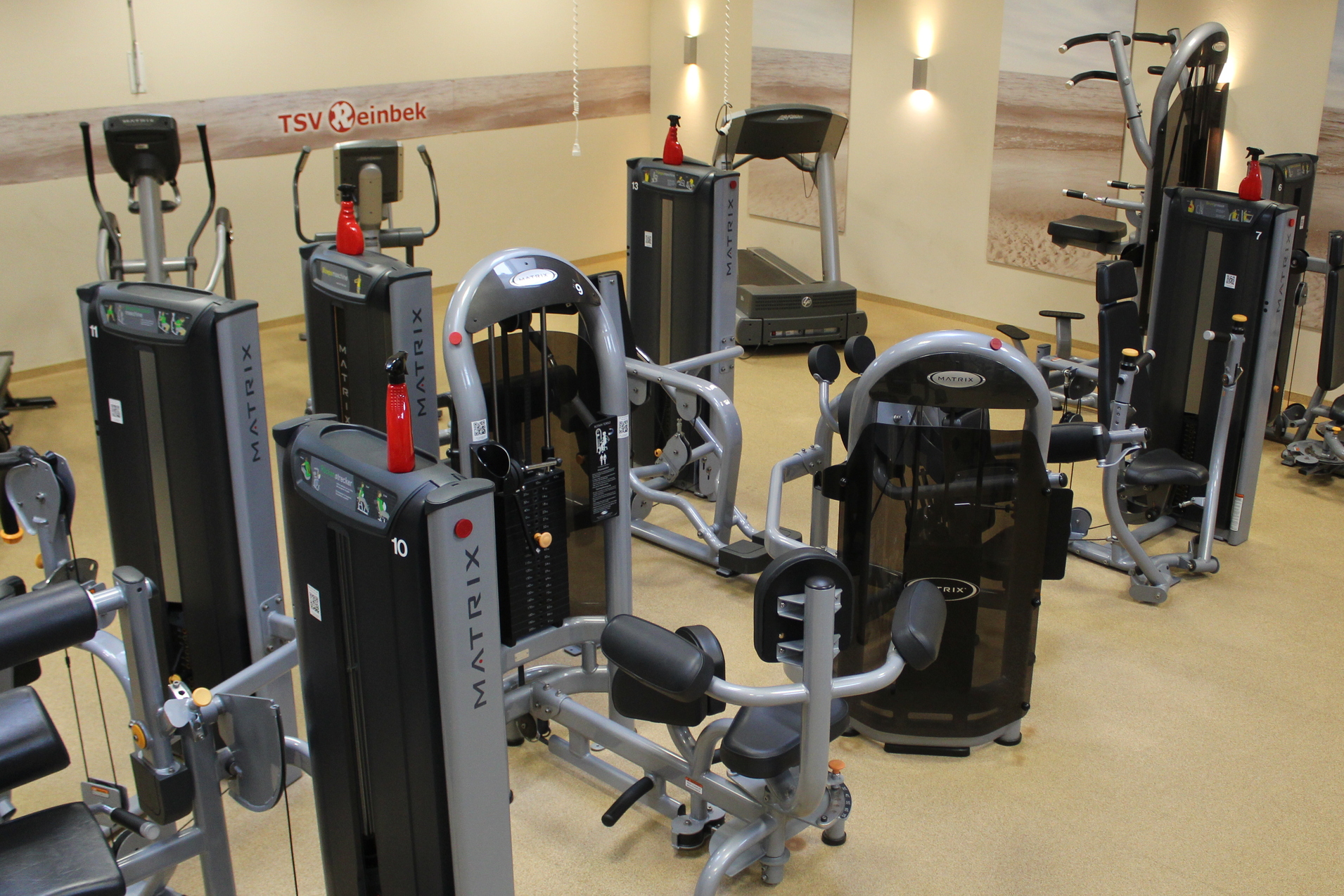 Ein Luftbild des Geräteparks unseres GeFit Studios