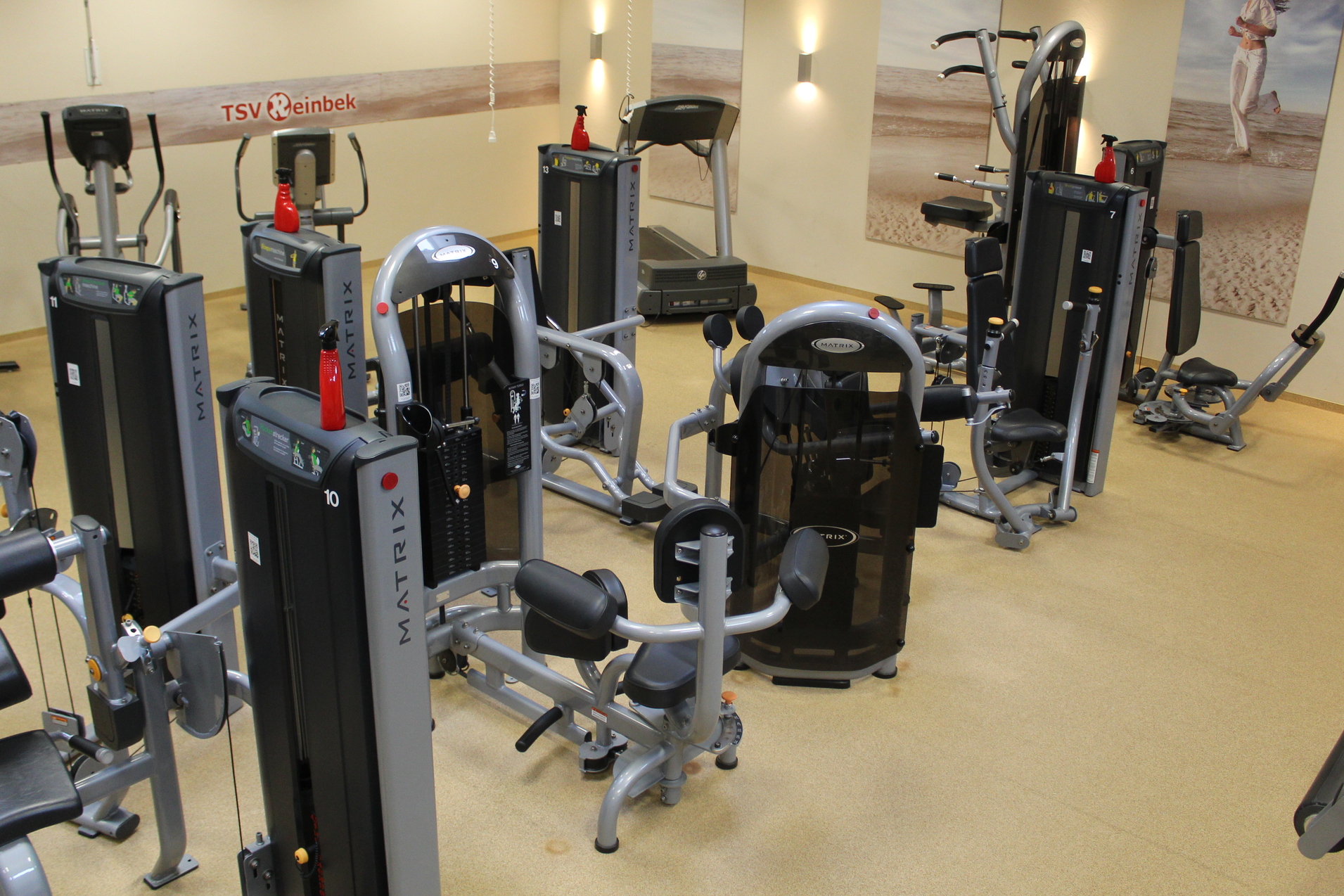 Ein Luftbild des Geräteparks unseres GeFit Studios