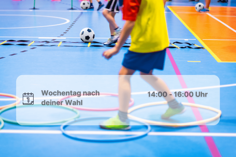 ÜL Schulkooperation gesucht Kinder treiben Sport in einer Sporthalle