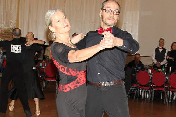 Tanzpaar Dockwarder/Lagod tanzt