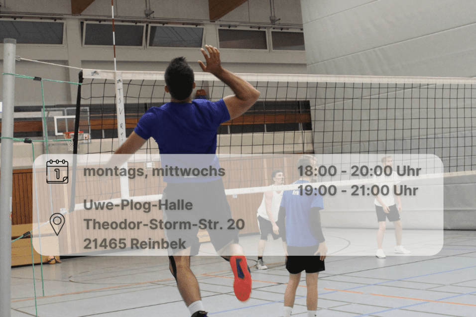 Volleyball Action Volleyballspieler schmettert Ball in die gegnerische Hälfte