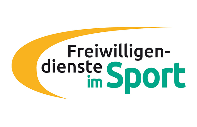 Logo der Freiwilligendienste im Sport mit gelbem und gr&uuml;nem Schriftzug auf wei&szlig;em Hintergrund.
