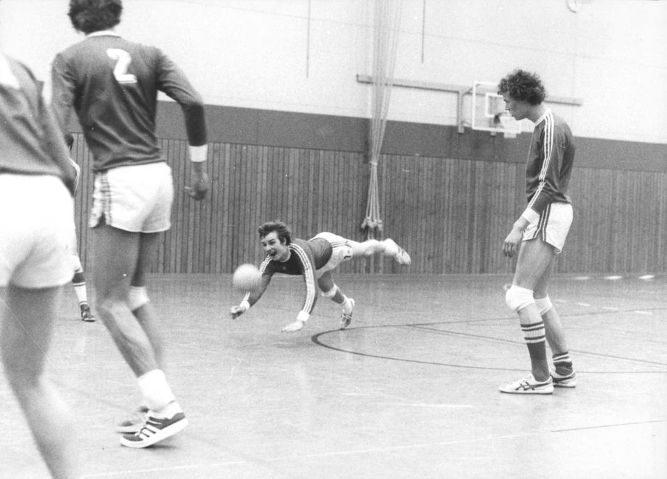 Volleyballer in Aktion