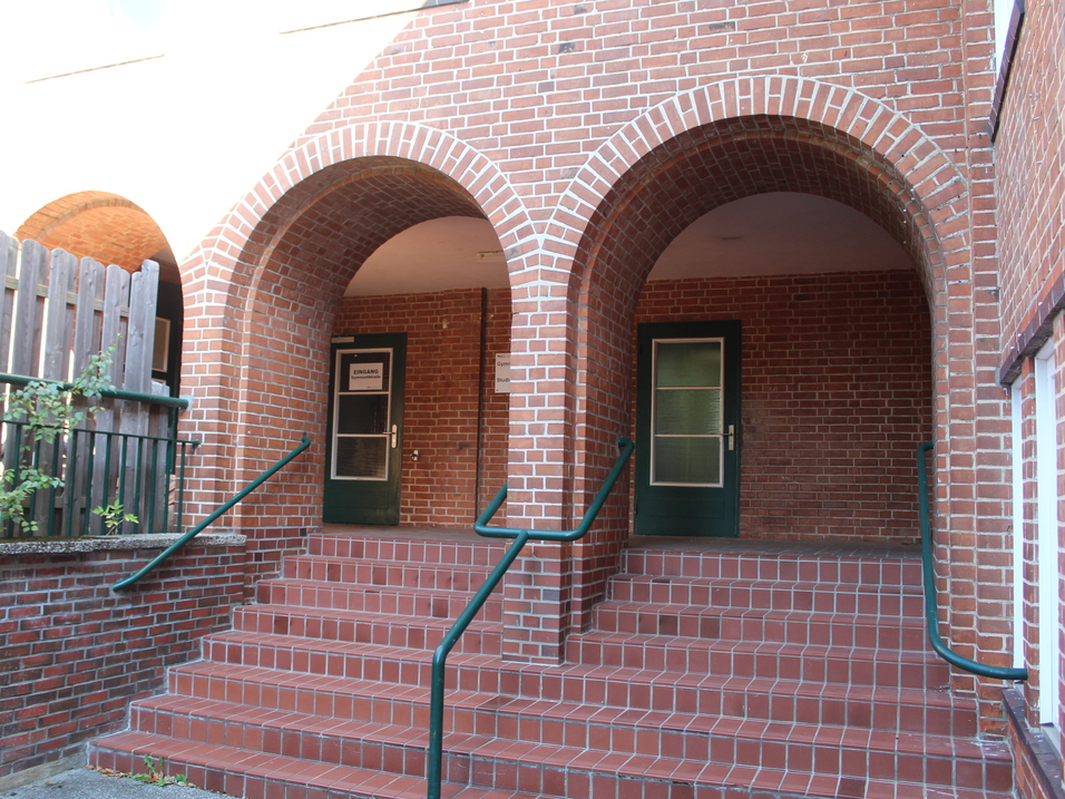 Volkshochschule Sporthalle